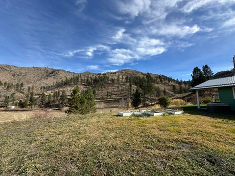 Tiny photo for 24826 S Hwy 395, Canyon City, OR 97820 (MLS # 220212435)