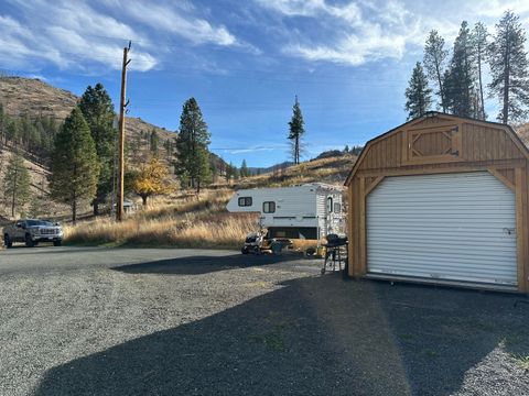 Tiny photo for 24826 S Hwy 395, Canyon City, OR 97820 (MLS # 220212435)