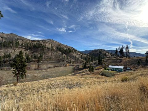 Tiny photo for 24826 S Hwy 395, Canyon City, OR 97820 (MLS # 220212435)