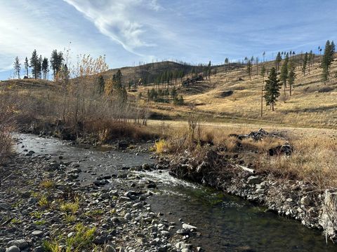 Tiny photo for 24826 S Hwy 395, Canyon City, OR 97820 (MLS # 220212435)