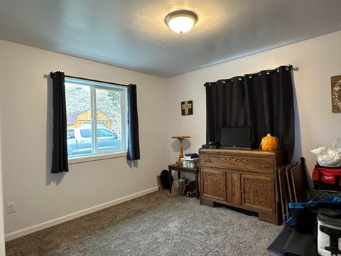 Tiny photo for 24826 S Hwy 395, Canyon City, OR 97820 (MLS # 220212435)