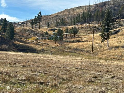 Tiny photo for 24826 S Hwy 395, Canyon City, OR 97820 (MLS # 220212435)