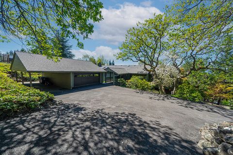 65 High Oak Drive Medford OR 97504