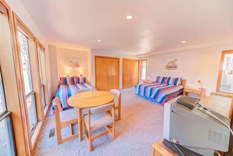 Tiny photo for 57598 White Elm LN #15, Sunriver, OR 97707 (MLS # 220224004)