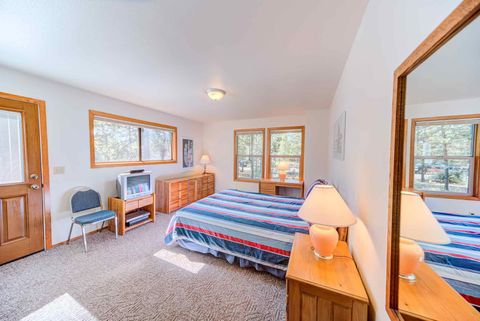 Tiny photo for 57598 White Elm LN #15, Sunriver, OR 97707 (MLS # 220224004)