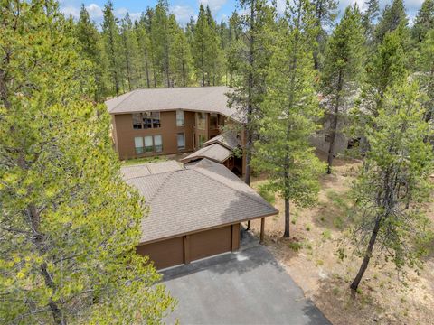 Tiny photo for 57598 White Elm LN #15, Sunriver, OR 97707 (MLS # 220224004)