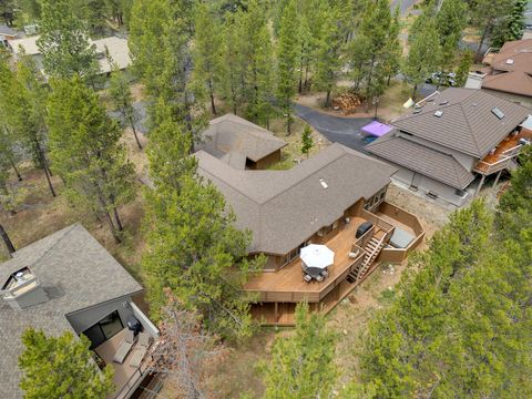 Tiny photo for 57598 White Elm LN #15, Sunriver, OR 97707 (MLS # 220224004)