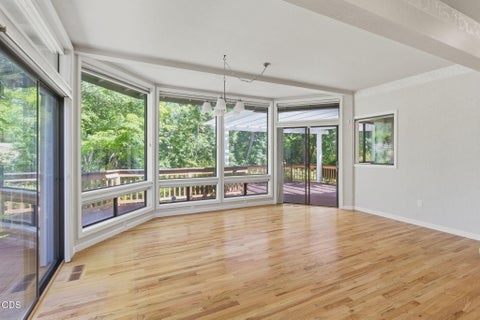 Tiny photo for 235 Glenoak Lane, Grants Pass, OR 97526 (MLS # 220222992)