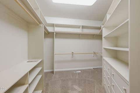 Tiny photo for 235 Glenoak Lane, Grants Pass, OR 97526 (MLS # 220222992)