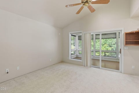 Tiny photo for 235 Glenoak Lane, Grants Pass, OR 97526 (MLS # 220222992)