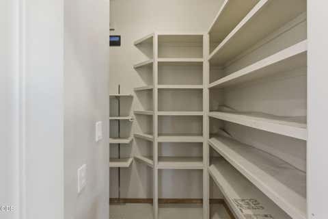 Tiny photo for 235 Glenoak Lane, Grants Pass, OR 97526 (MLS # 220222992)