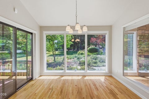 Tiny photo for 235 Glenoak Lane, Grants Pass, OR 97526 (MLS # 220222992)