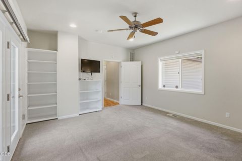 Tiny photo for 235 Glenoak Lane, Grants Pass, OR 97526 (MLS # 220222992)
