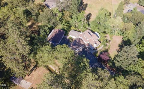 Tiny photo for 235 Glenoak Lane, Grants Pass, OR 97526 (MLS # 220222992)