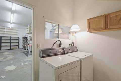 Tiny photo for 235 Glenoak Lane, Grants Pass, OR 97526 (MLS # 220222992)