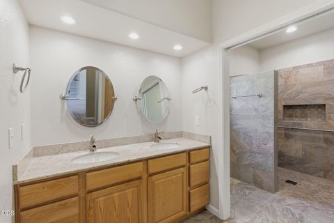 Tiny photo for 235 Glenoak Lane, Grants Pass, OR 97526 (MLS # 220222992)