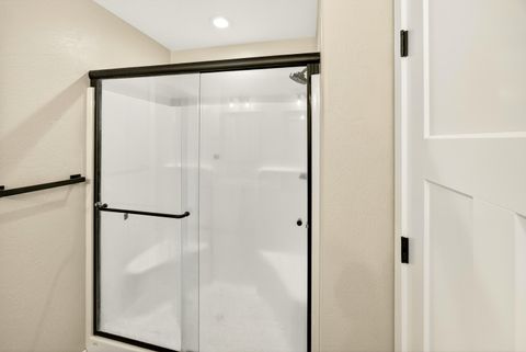 Tiny photo for 1870 SW Mistybrook Drive, Grants Pass, OR 97527 (MLS # 220212539)