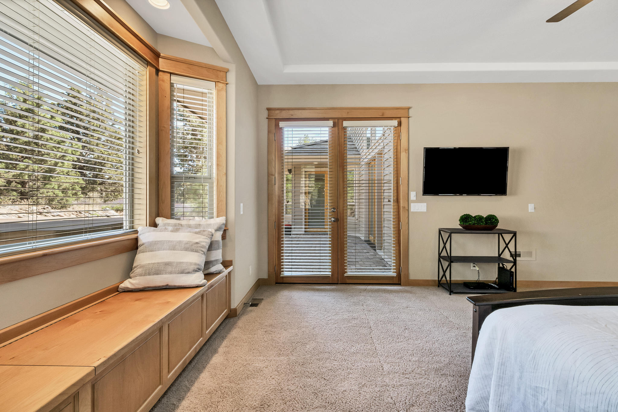 Skyliner Summit - Residential