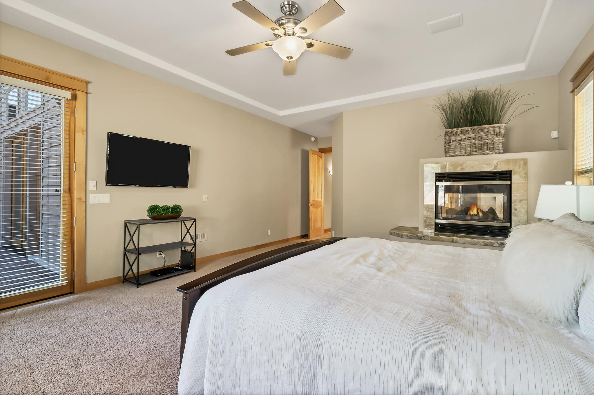 Skyliner Summit - Residential