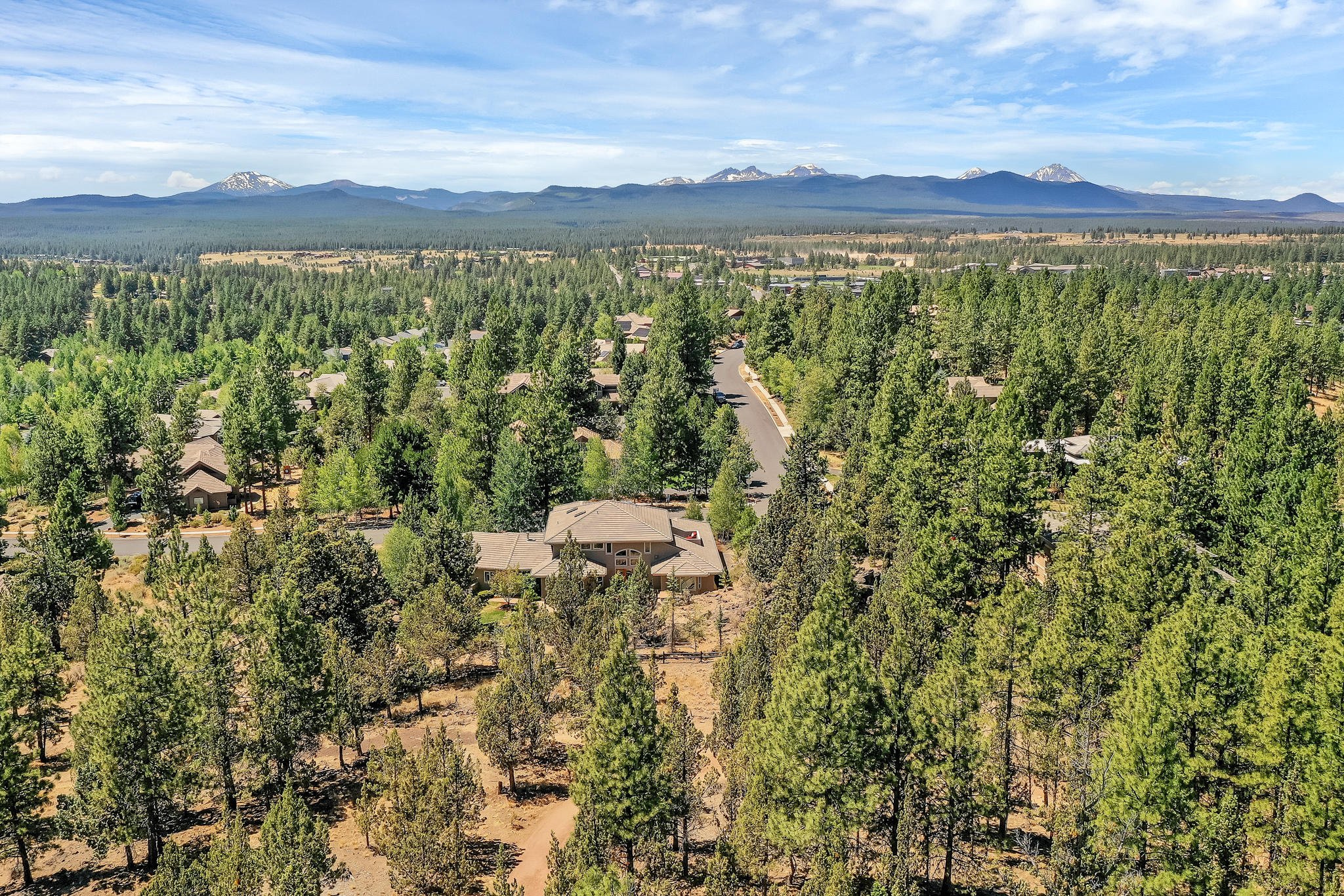 Skyliner Summit - Residential