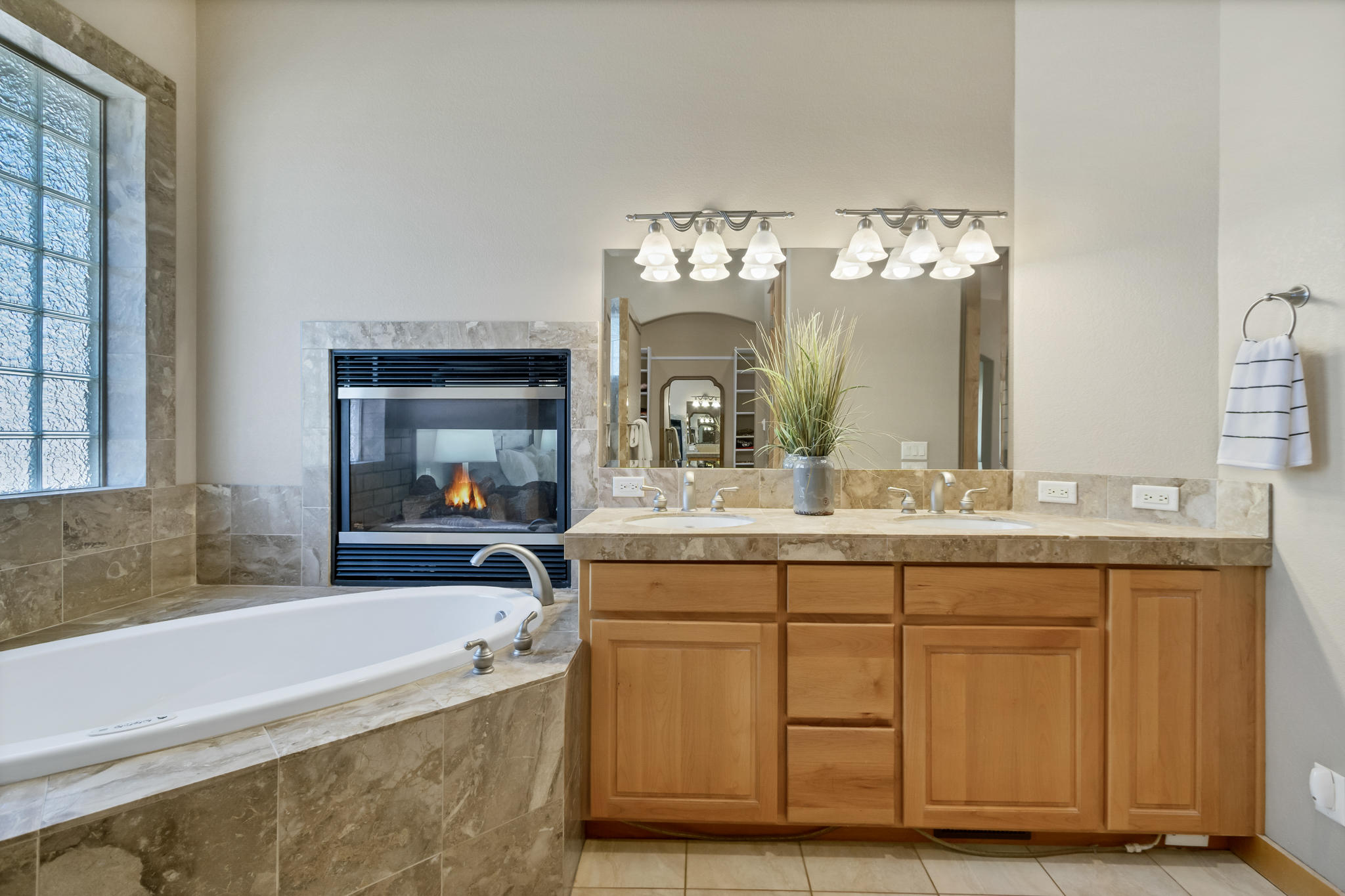 Skyliner Summit - Residential