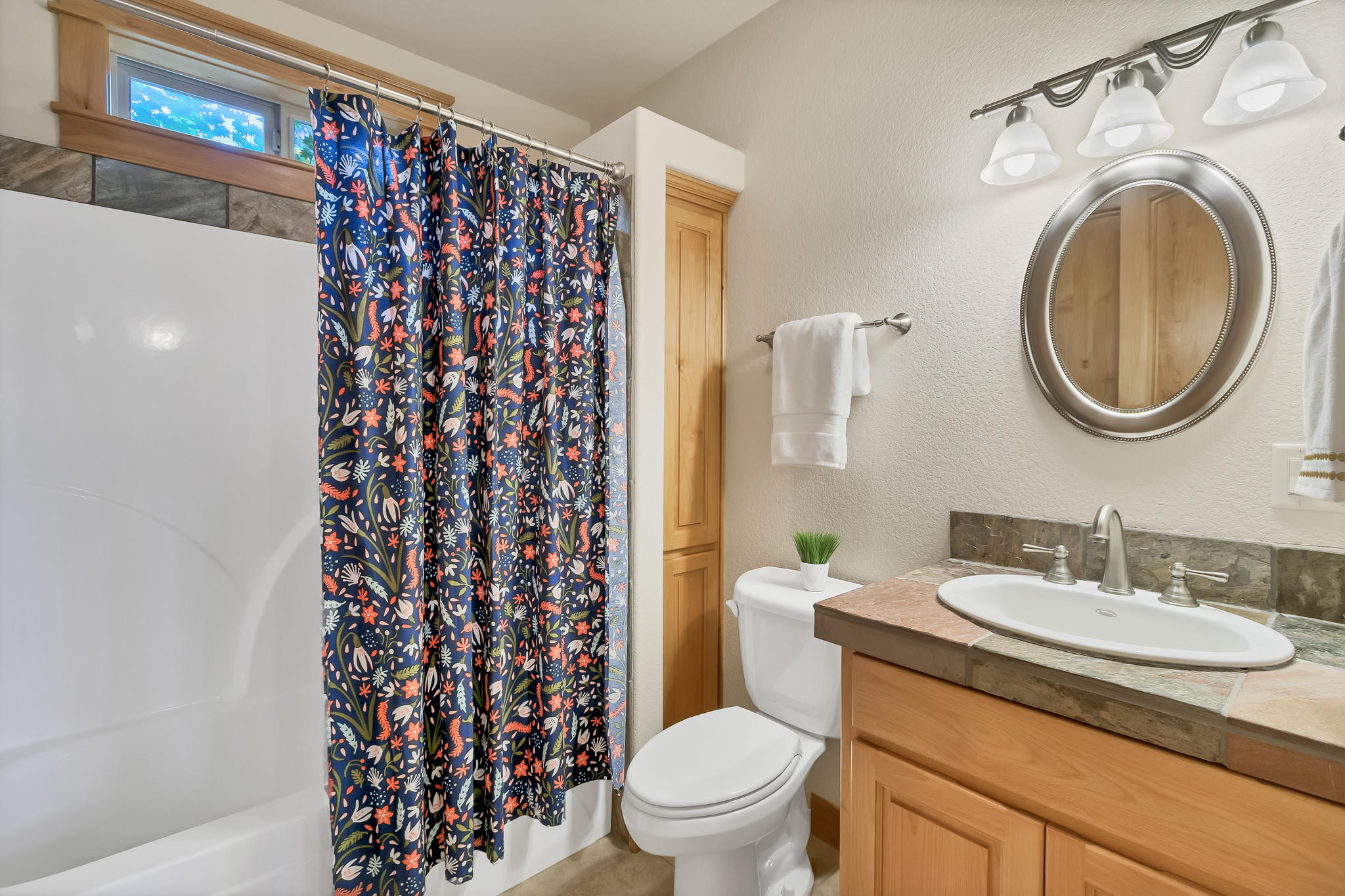 Skyliner Summit - Residential