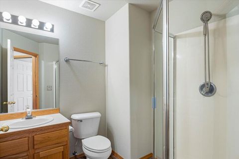 Tiny photo for 1085 Golden Pheasant Drive, Redmond, OR 97756 (MLS # 220219668)