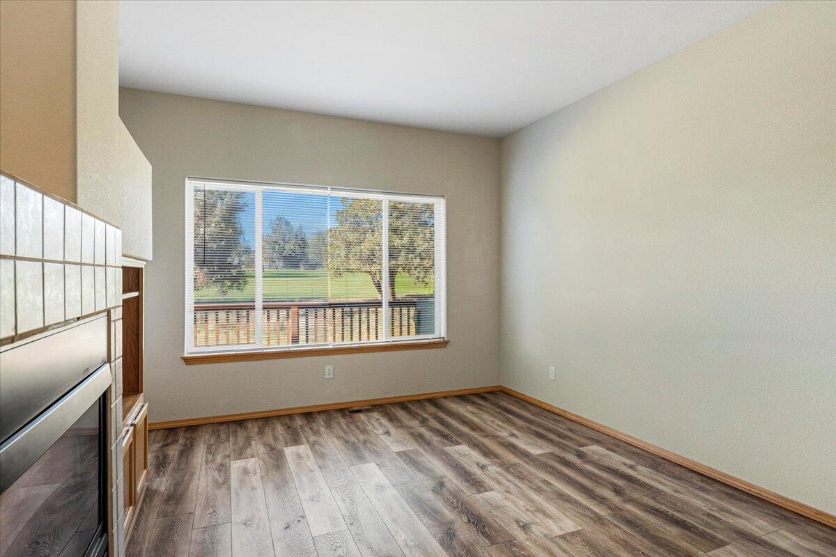 1085 Golden Pheasant Drive