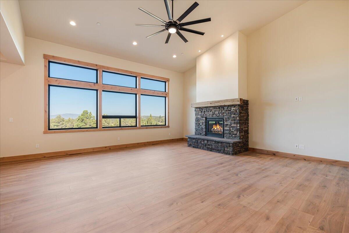 Mountain Ridge Est. - Residential