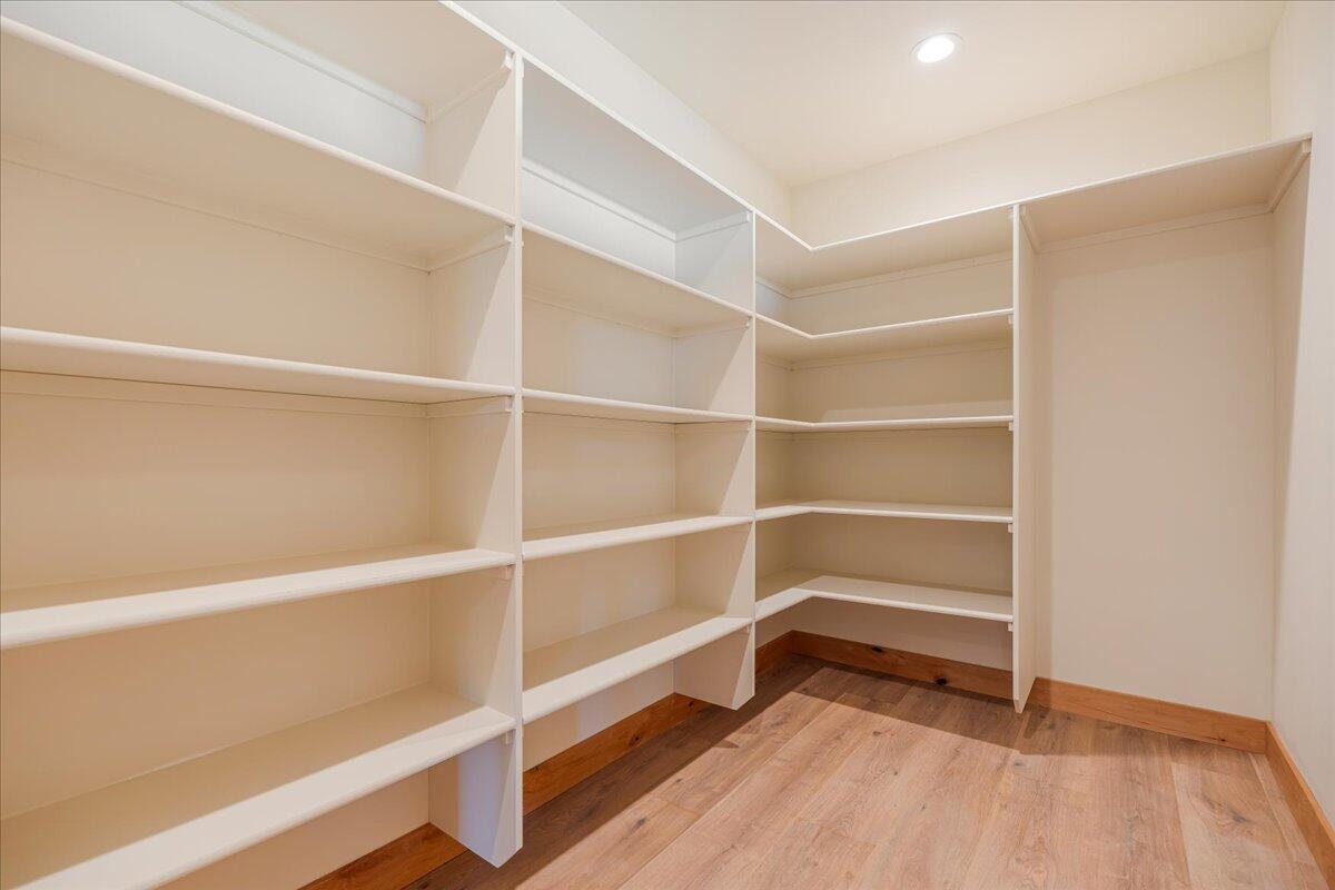 Mountain Ridge Est. - Residential