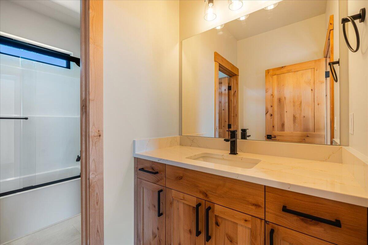 Mountain Ridge Est. - Residential