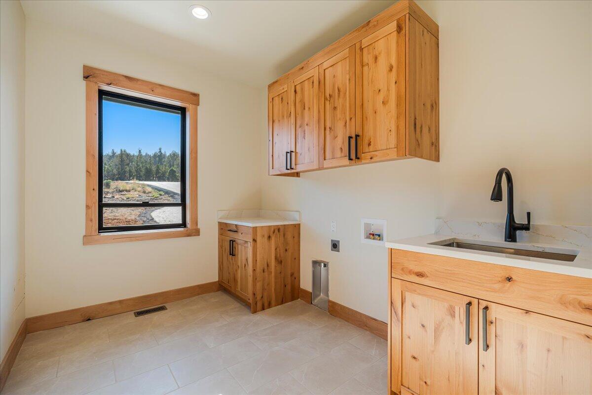 Mountain Ridge Est. - Residential