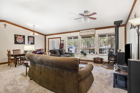 Tiny photo for 18870 Tuscarora Lane, Bend, OR 97702 (MLS # 220213369)