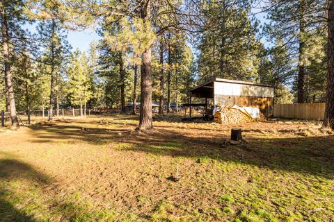 Tiny photo for 18870 Tuscarora Lane, Bend, OR 97702 (MLS # 220213369)