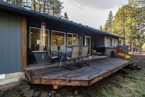 Tiny photo for 18870 Tuscarora Lane, Bend, OR 97702 (MLS # 220213369)