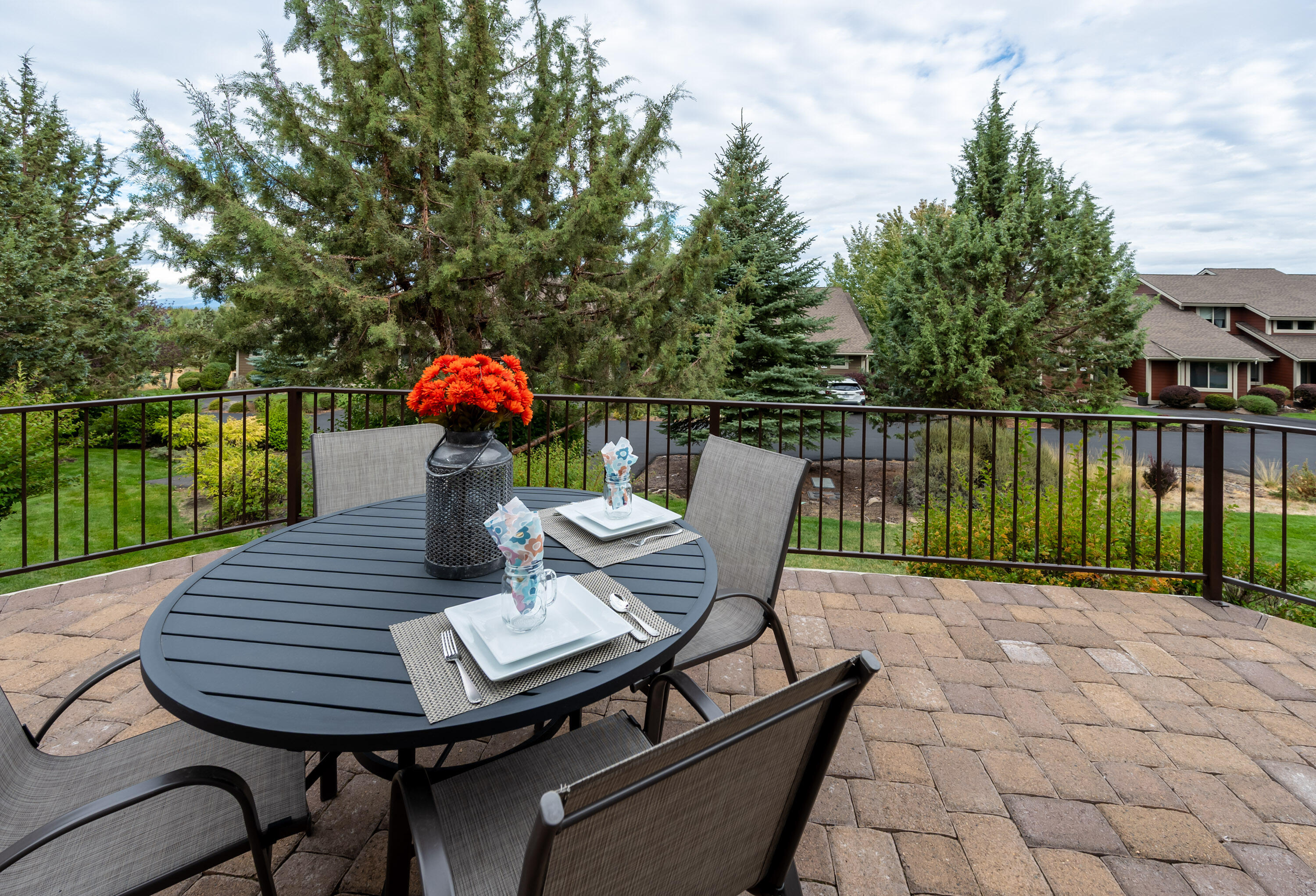 Ridge At Eagle Crest - Residential