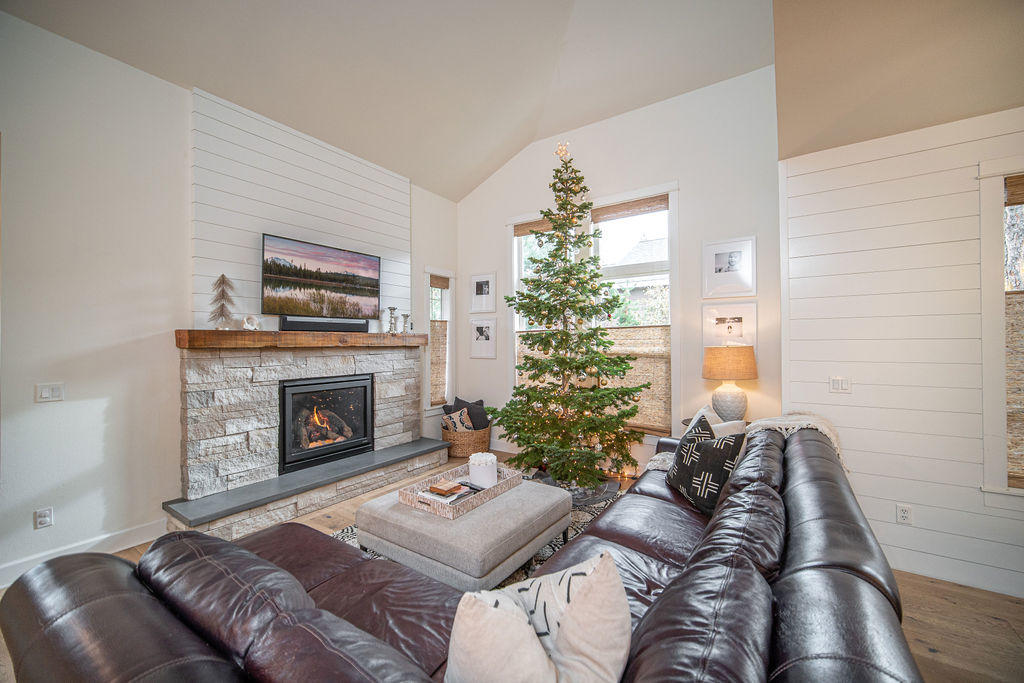 Parks At Broken Top - Residential