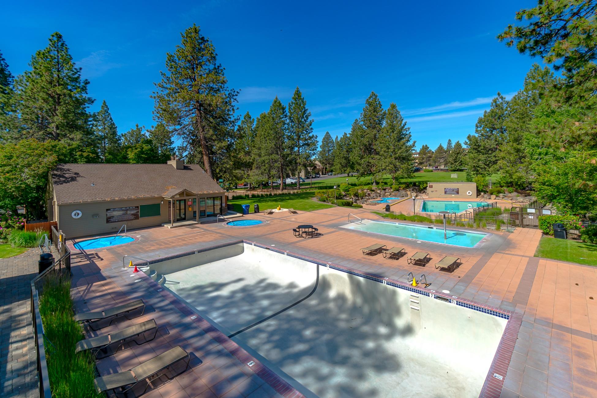 Inn Of The 7th - Residential