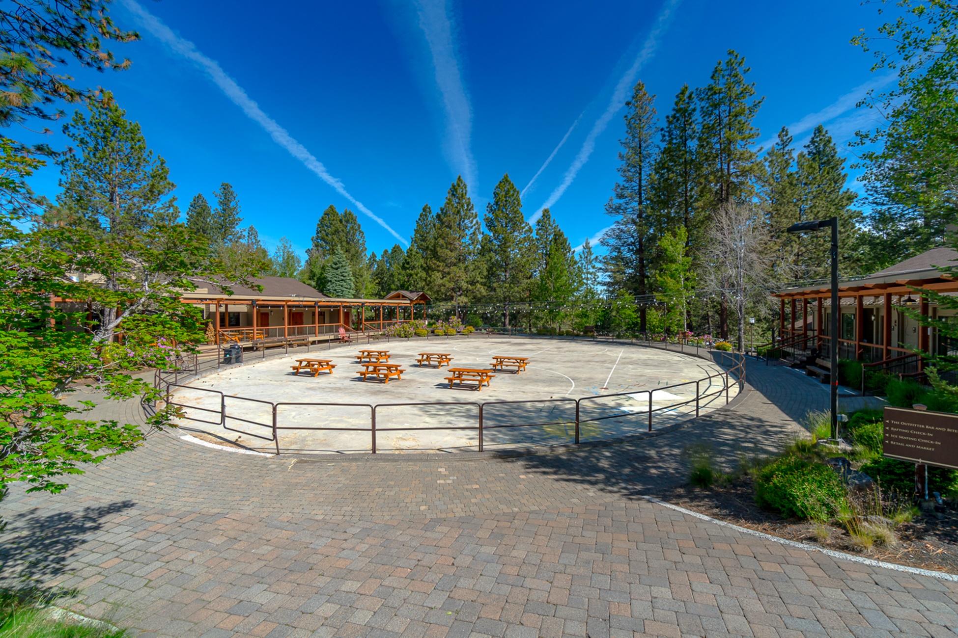 Inn Of The 7th - Residential