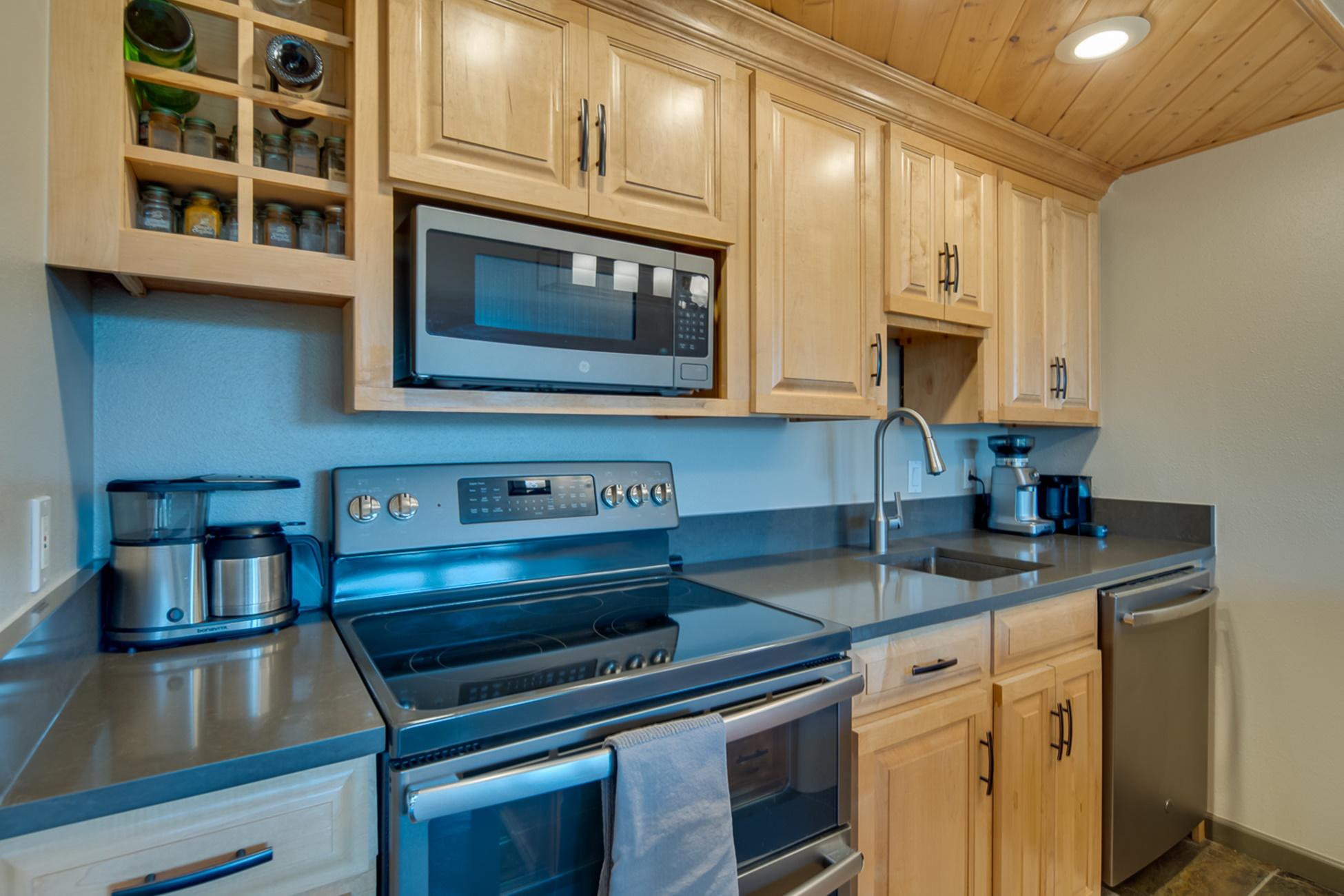 Inn Of The 7th - Residential