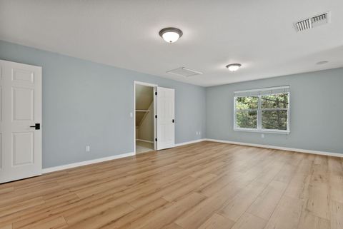 Tiny photo for 3025 NW Fairway Heights Drive, Bend, OR 97703 (MLS # 220212890)