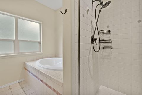 Tiny photo for 3025 NW Fairway Heights Drive, Bend, OR 97703 (MLS # 220212890)