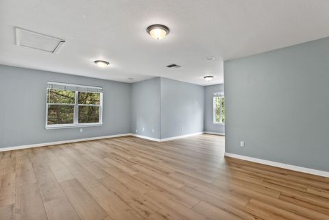 Tiny photo for 3025 NW Fairway Heights Drive, Bend, OR 97703 (MLS # 220212890)