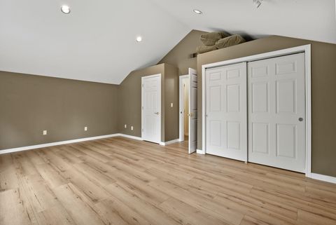 Tiny photo for 3025 NW Fairway Heights Drive, Bend, OR 97703 (MLS # 220212890)