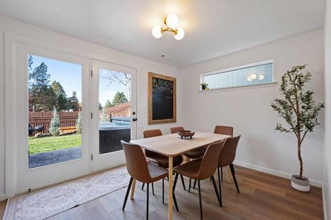 Tiny photo for 63341 Lavacrest Street, Bend, OR 97703 (MLS # 220211203)