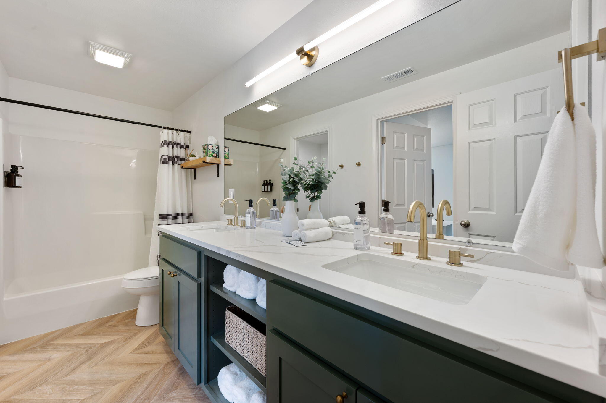 Lavacrest - Residential