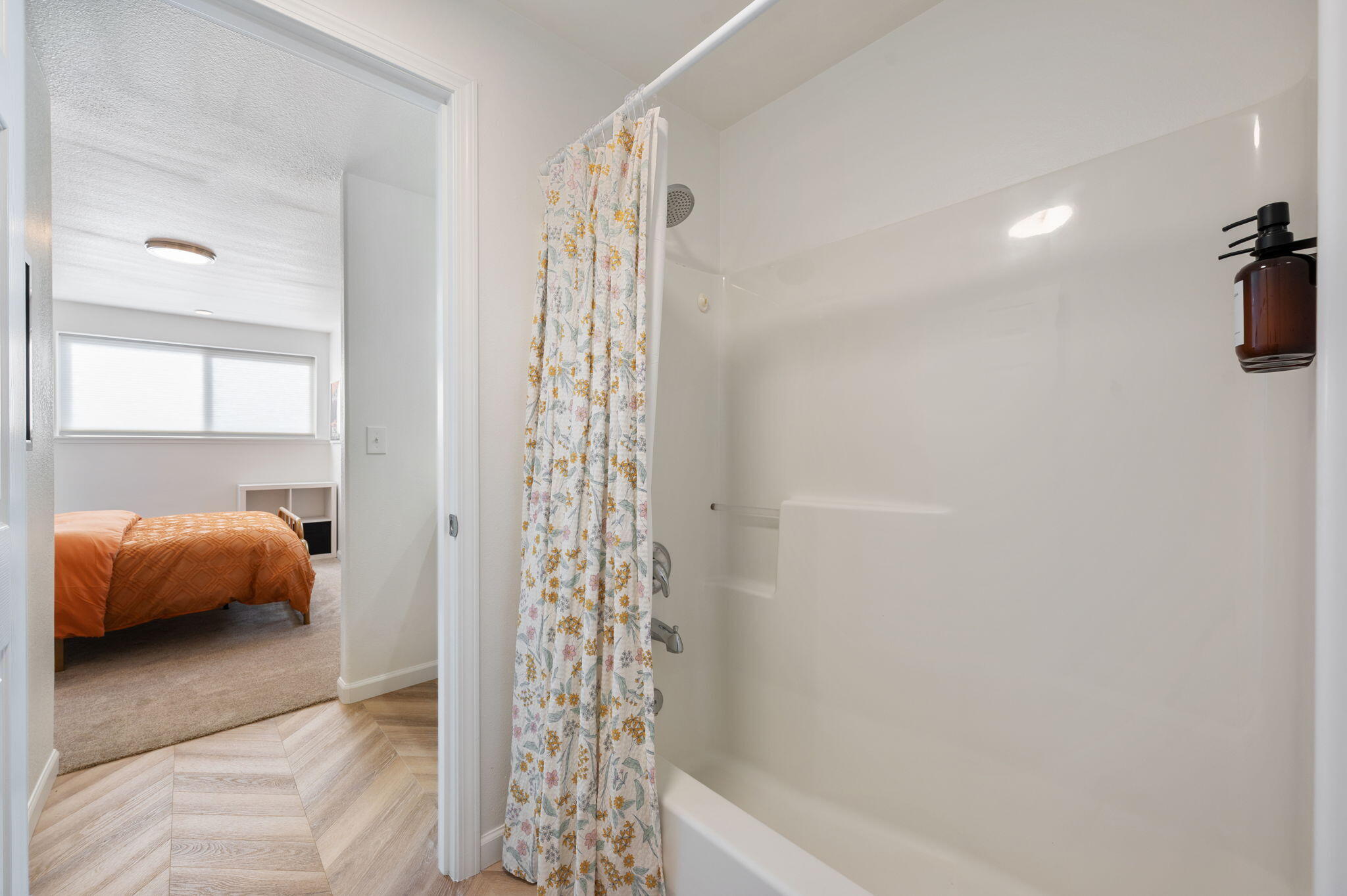 Lavacrest - Residential