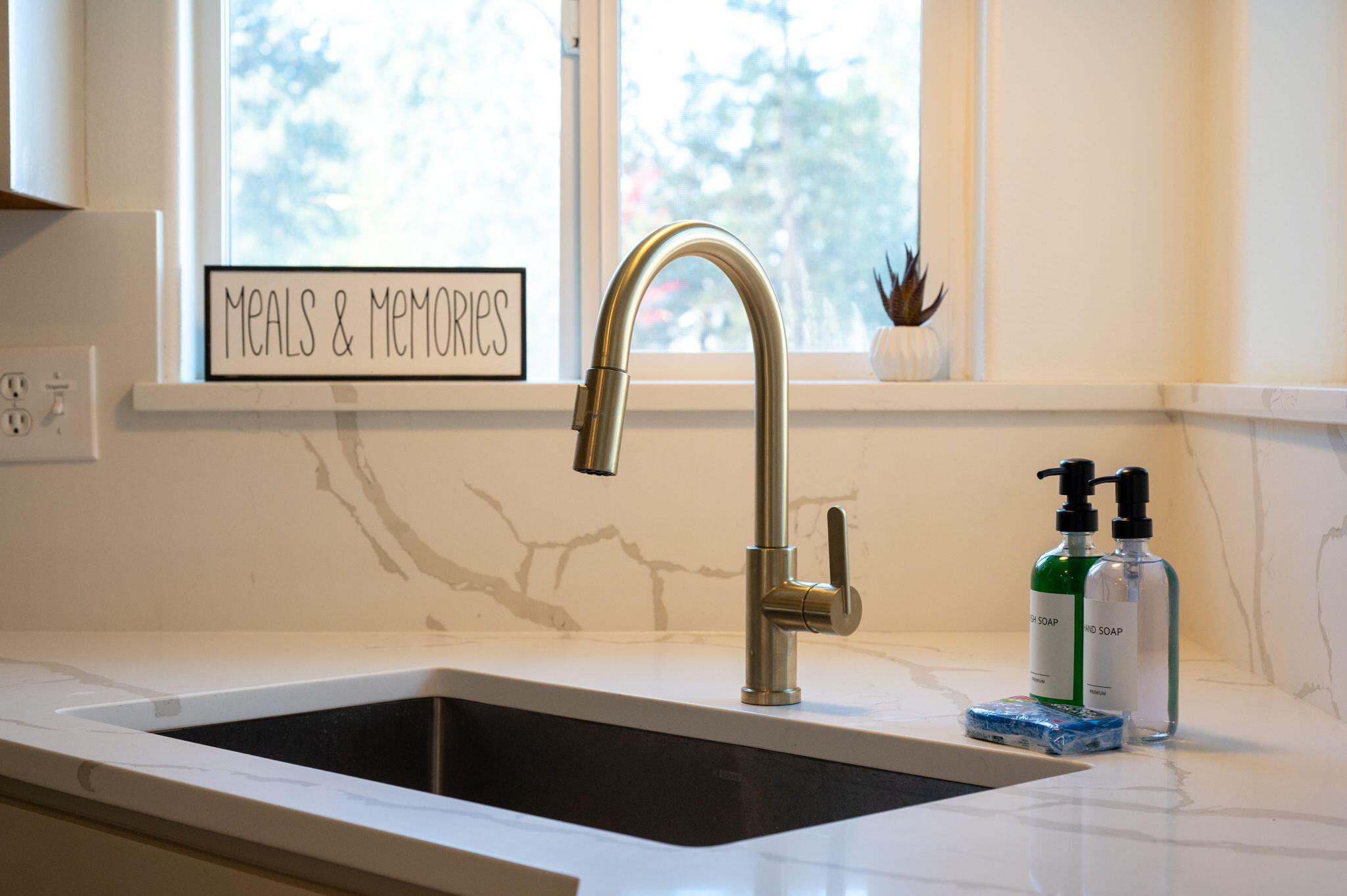 Lavacrest - Residential