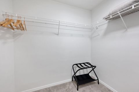 Tiny photo for 63341 Lavacrest Street, Bend, OR 97703 (MLS # 220211203)