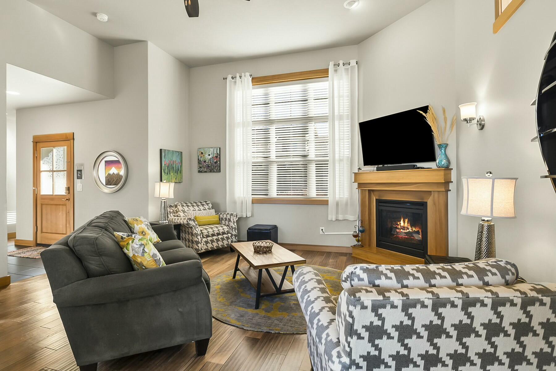 Eagle Crest - Residential